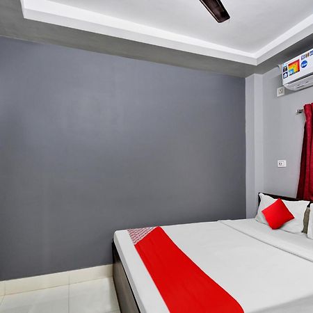 Super Hotel O Royal Empire Calcutta Extérieur photo