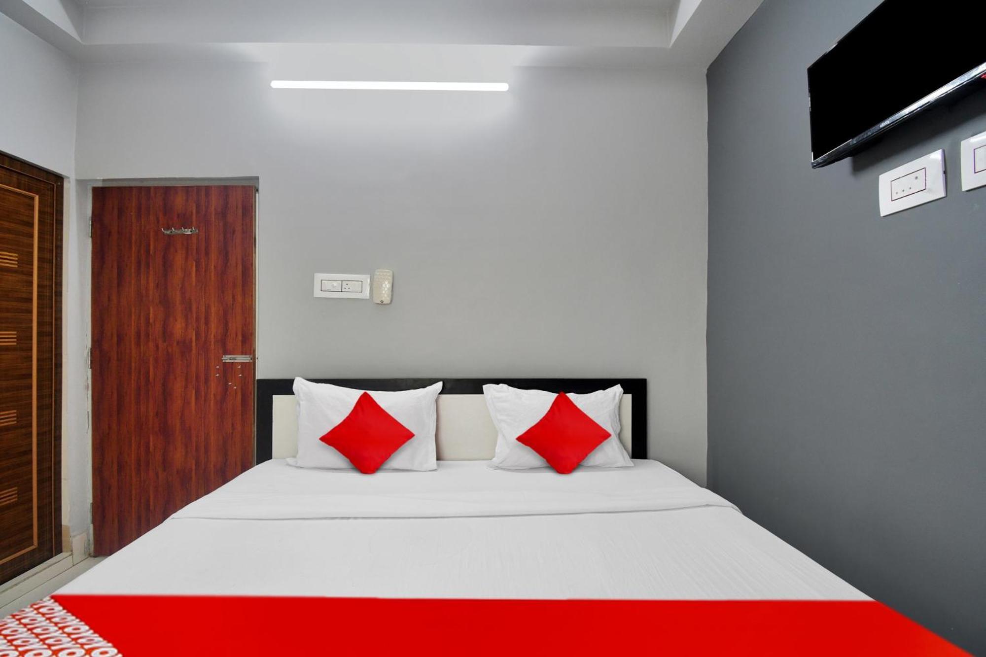 Super Hotel O Royal Empire Calcutta Extérieur photo