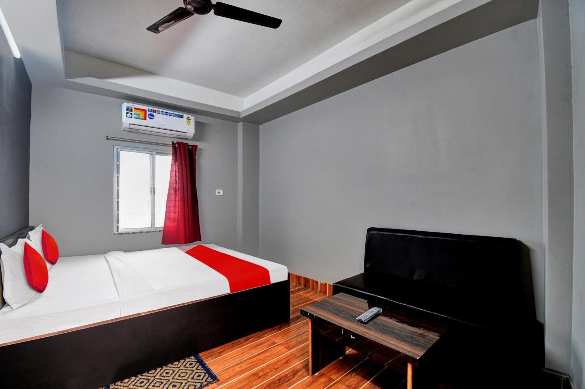 Super Hotel O Royal Empire Calcutta Extérieur photo